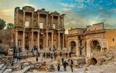 Ephesus ciudad, Efeso viaje, Efeso Tour, Efeso Viajes, Efeso Travel, Efeso Trip, Efeso Circuito, Efeso Passeio, Kusadasi, Kusadasi Tour, Izmir Tour, Biblical Tour Casa de Virgin Maria